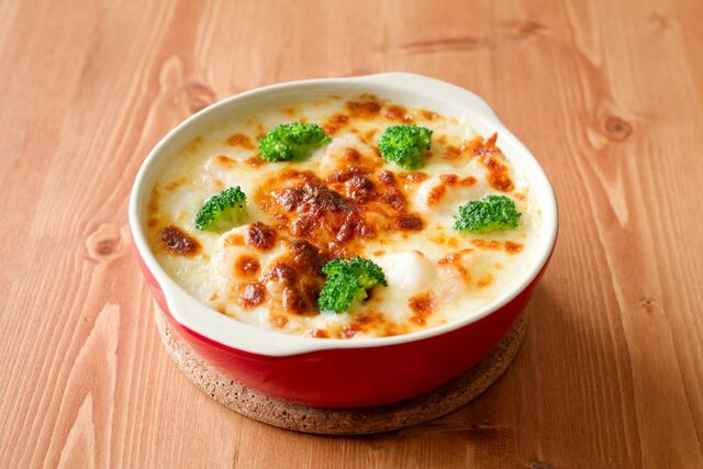 「グラタン付きサラダ」が豪華！高橋英樹、ボリューム満点の朝食プレートを公開