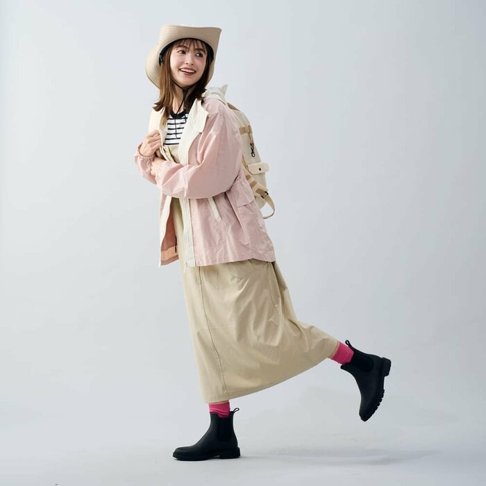 ワークマン、レディース防水サファリサイドゴア商品着用例、画像