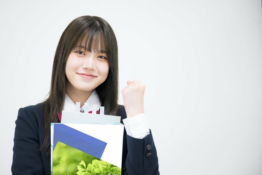 返済不要【高校生等奨学給付金】令和8年度から年収490万円未満の世帯まで対象に。国公立・私立で「いくら」もらえる？