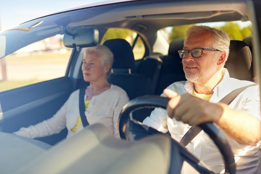 高齢者と若者、「交通死亡事故」が多いのはどちら？