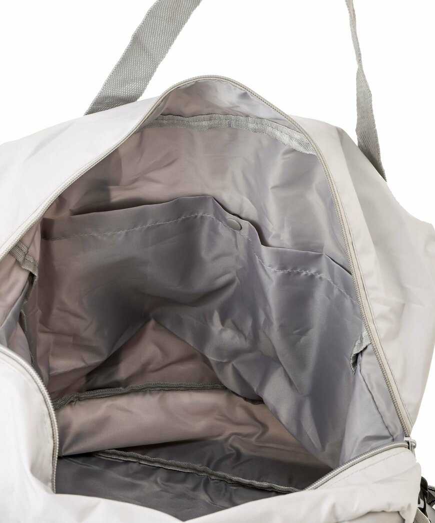 3COINS公式　キャリーオン折りたたみバッグ