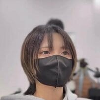 【大変身】「結構切って、結構染めたい」女性が中性ウルフで大胆イメチェン！カッコ可愛い仕上がりが話題