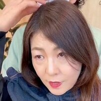 分け目のない理想のショートヘアにしたい女性…バッサリカットでイメチェンした姿が素敵！