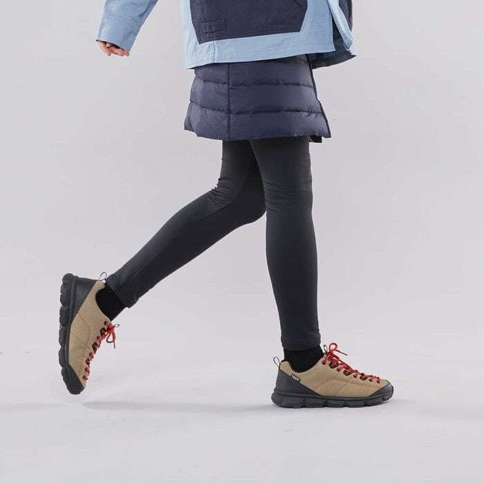 圧倒的な人気シューズ「DIA高撥水シューズ アーバンハイク」