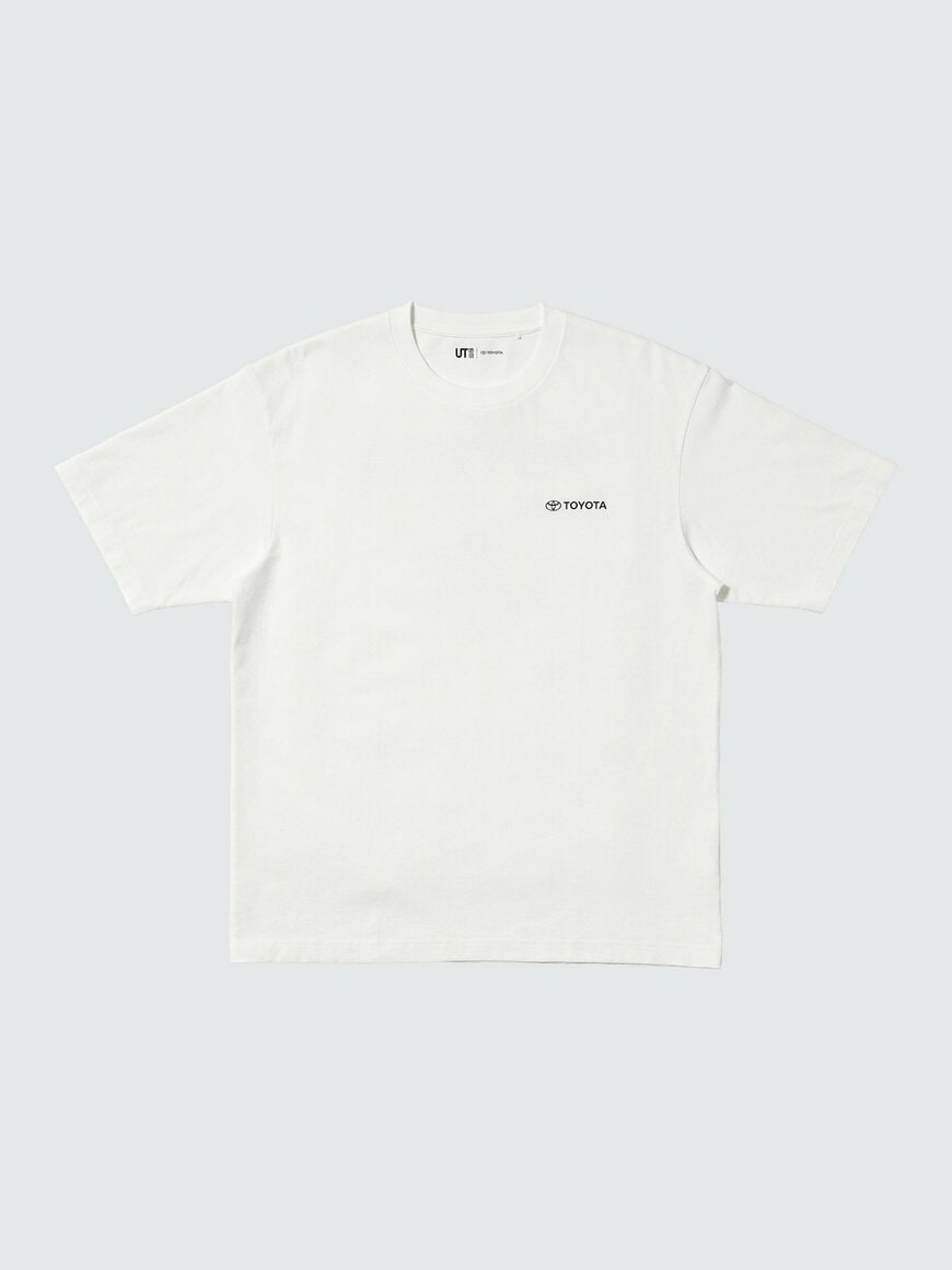 出所：ユニクロ公式　トヨタ UT／リラックスフィット　00 WHITE