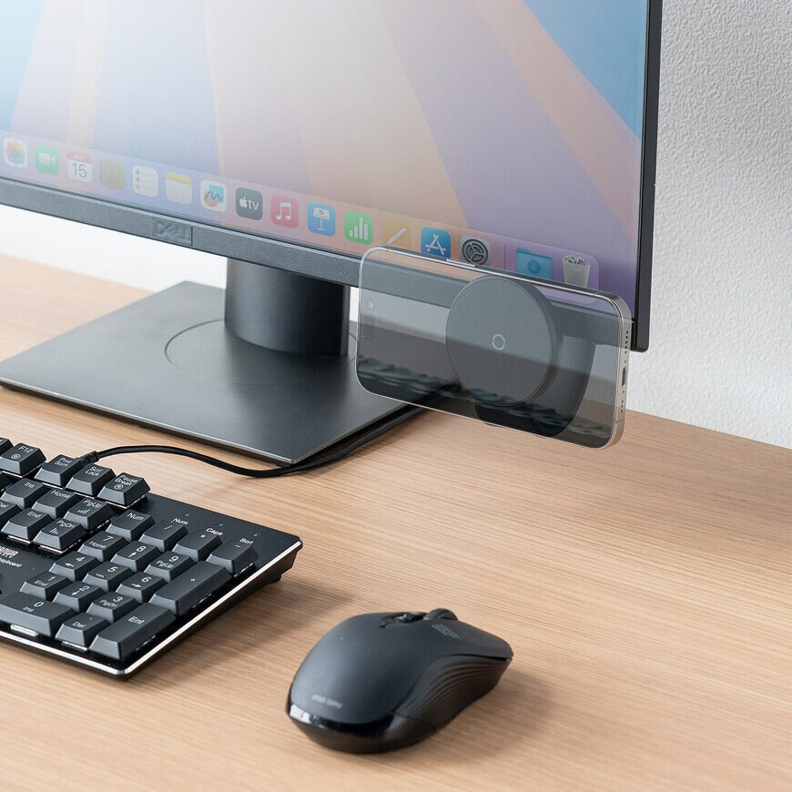 出所:サンワサプライ株式会社 車載スマホホルダー 200-CAR121