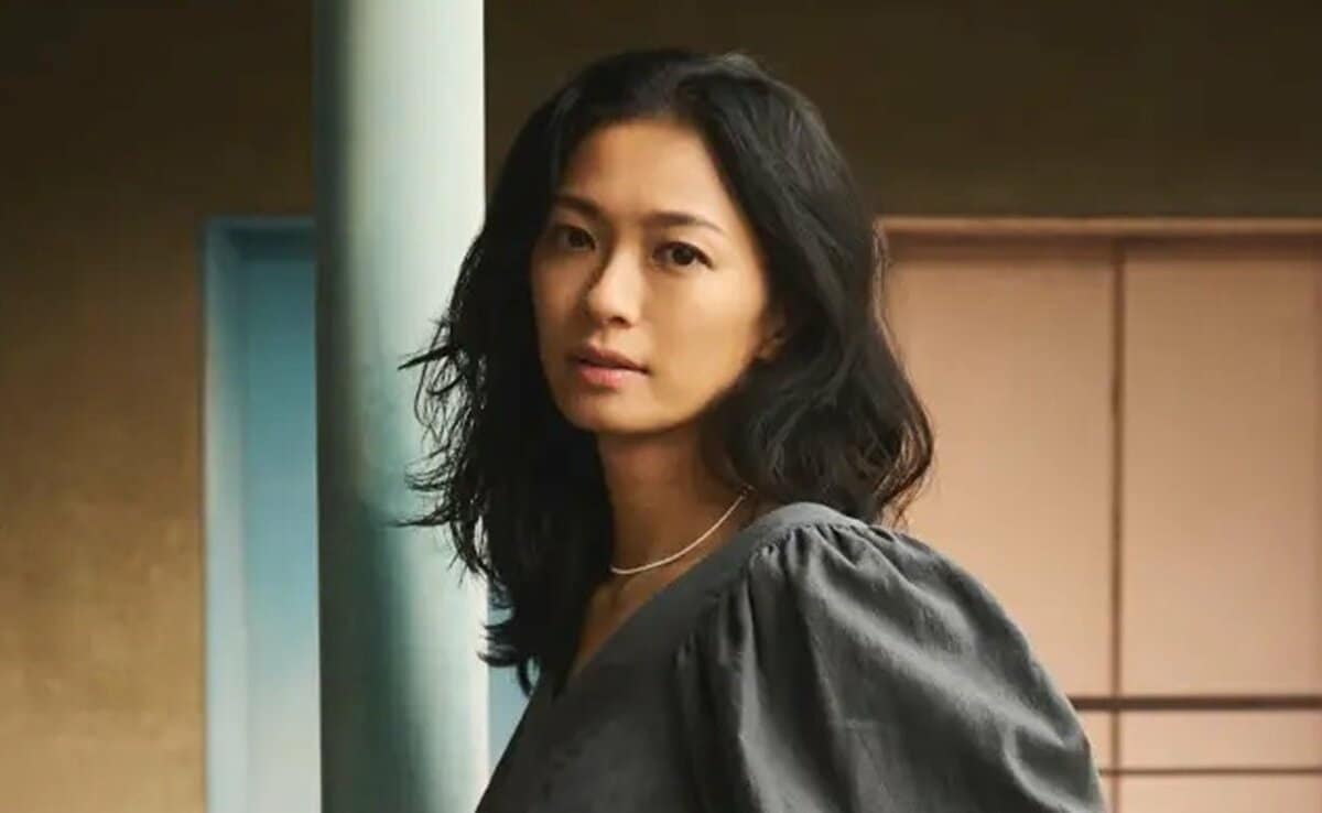 newnow ニューナウ ブラック キャップ 榮倉奈々 賀来賢人 榮倉奈々さん