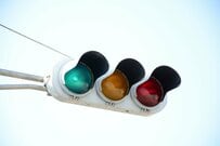 千葉市の交差点にあった信号機を思わず二度見　予想外の美しい光景に「これはビックリ」と5.9万いいね