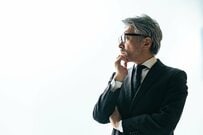 65歳以上「貯蓄4000万円以上」は何割か【リタイア後】減る「支出」、増える「支出」とは？