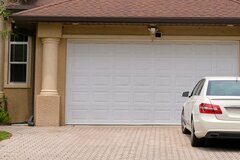 「歩いていく必要がありそう」　自動車のフロントガラスに「作られていたもの」にホッコリ