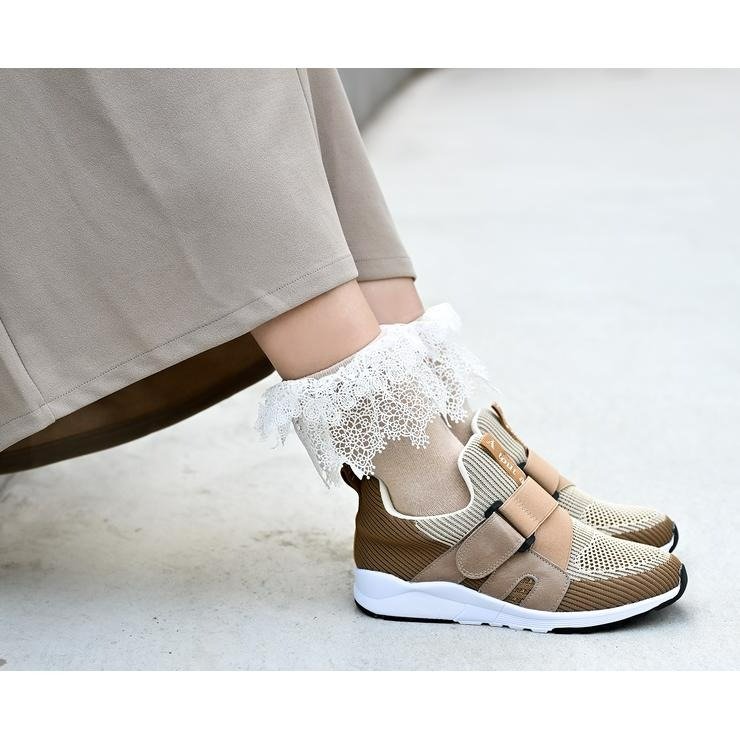 出所：しまむら 公式オンラインストア レディース　スニーカー（MUMU）