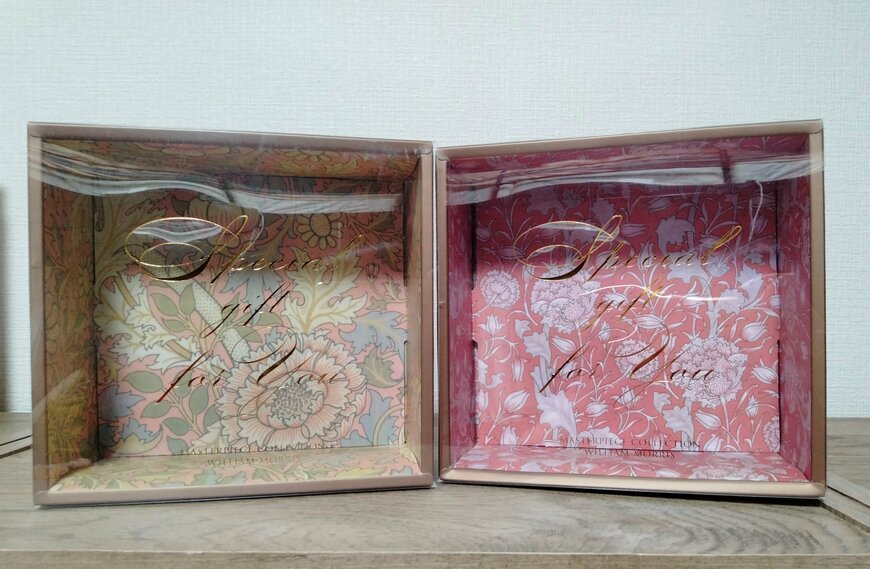 筆者撮影（セリア、スリーブボックス ウィリアム・モリス）