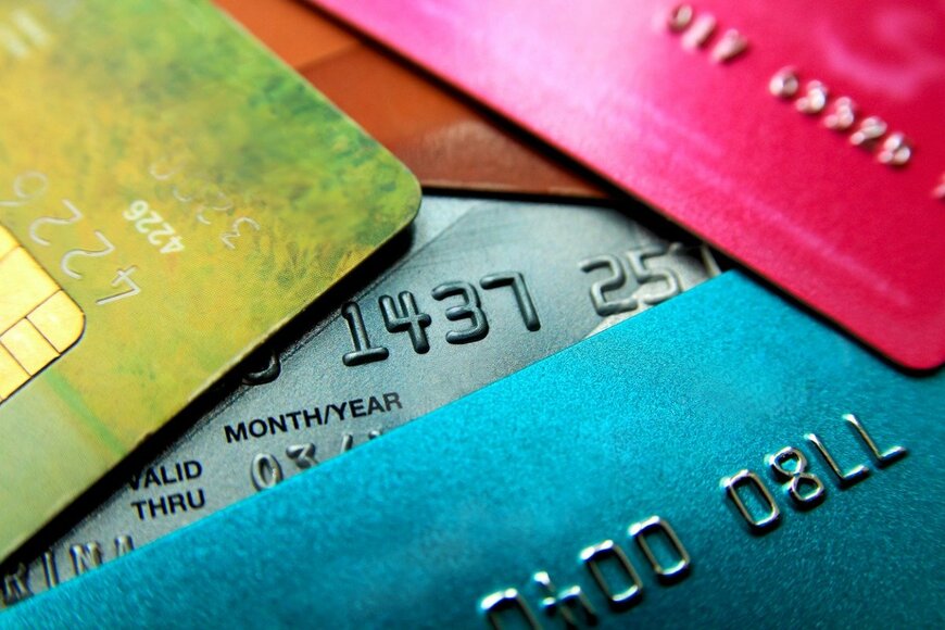 ポイント還元率の高いクレジットカード4選「厳選した4枚のカードを紹介」