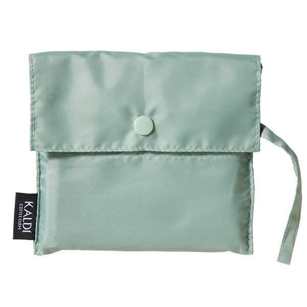 使わないときは折りたたんでコンパクトに