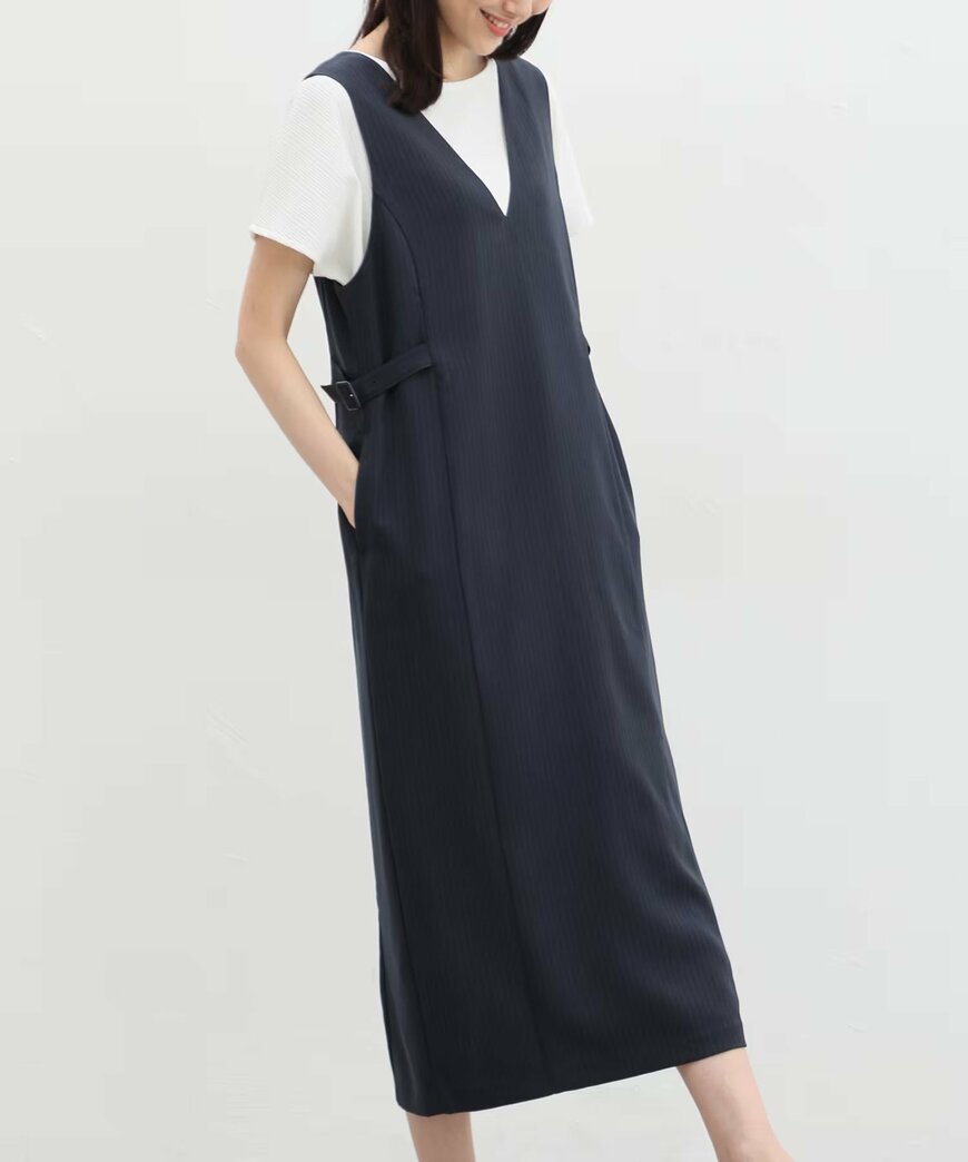 インナーをロンTにするとカジュアルに。これ1枚で着回し力抜群