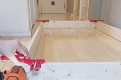 【築10年超戸建】デッドスペースを有効活用！冷蔵庫横のすき間収納をDIY　完成品に「それ、売って欲しい」
