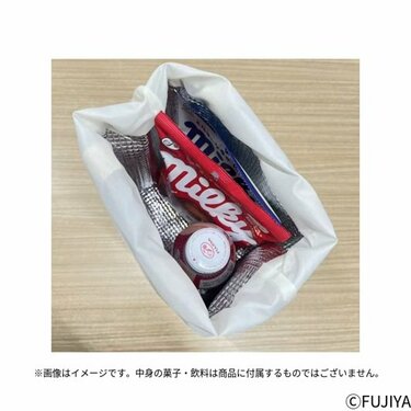 ミルキー包み紙が刺繍に」不二家の「ペコちゃん保冷保温ランチバッグ