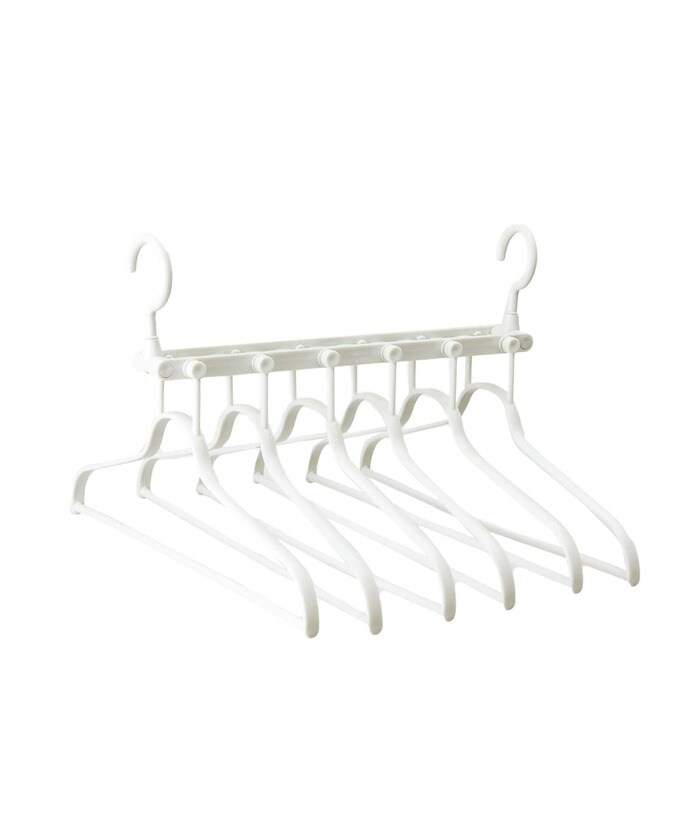 1つに6着まで衣類をかけられる