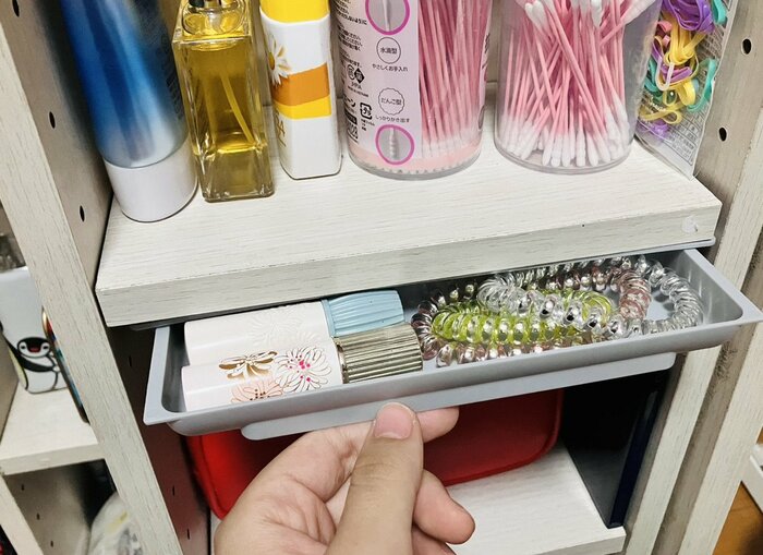 軽い小物を入れてみたところ、強度はバッチリ！