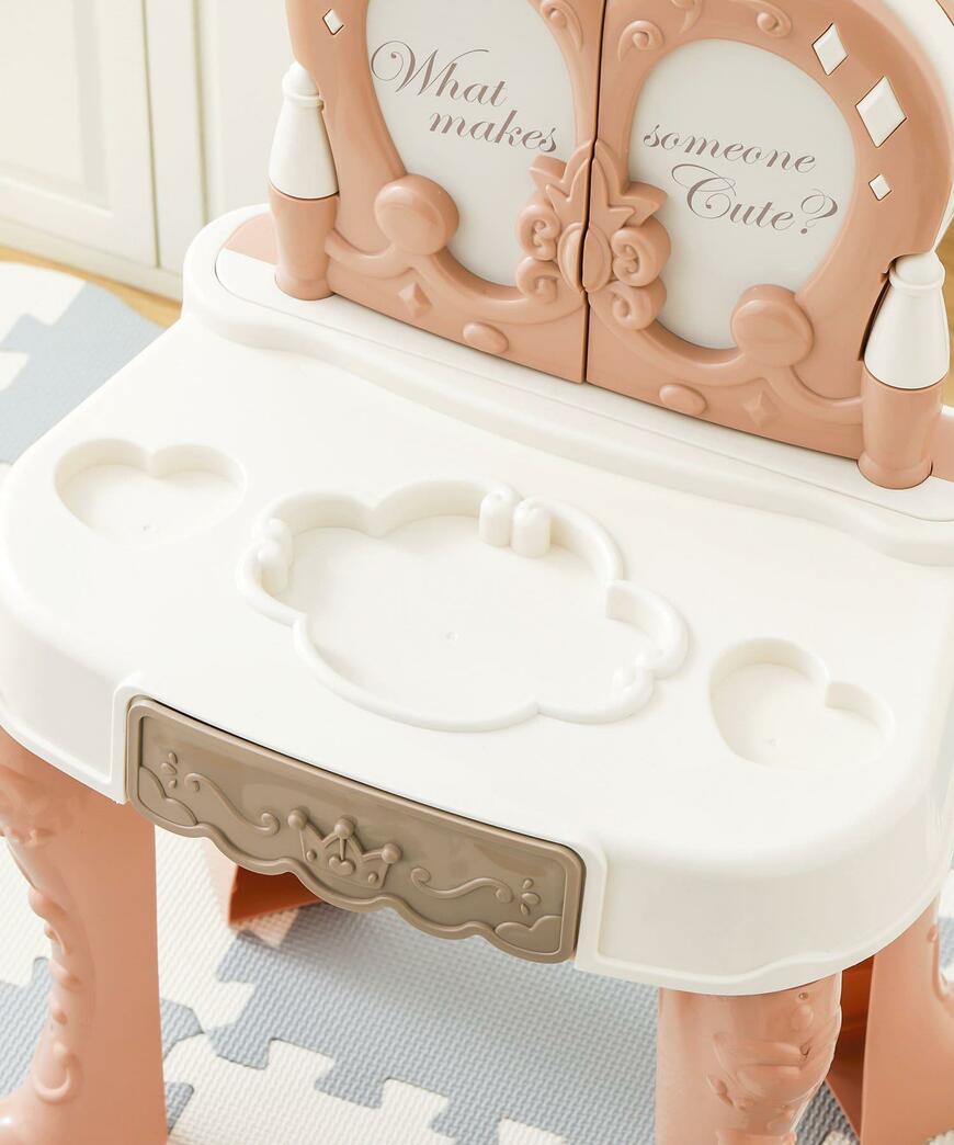 出所：パルグループ公式ファッション通販サイト 3COINS　魔法のドレッサー