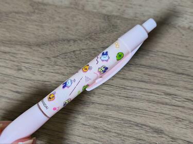 ダイソーで「たまごっちデザインのシャーペン」をゲット！懐かしい
