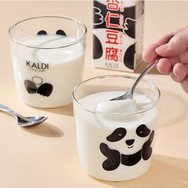 おうちにいながらカフェ気分が味わえる「特製パンダ杏仁豆腐」
