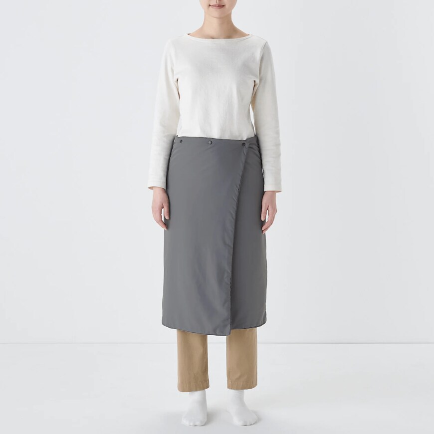 出所：無印良品ネットストア ひざ掛けにもなるピロー