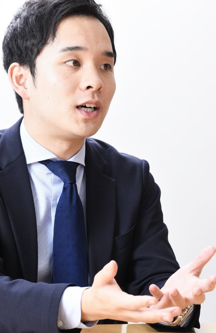 ​不動産投資における「立地」について解説する山内氏