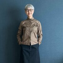 【70代マダム】「無印良品」秋のスカートコーデ。大人かわいいカジュアルスタイルが真似したくなる！