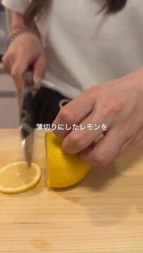 【冷凍弁当】27歳会社員女性が作るレモンチキン弁当が話題　ボリューム満点でおいしそう