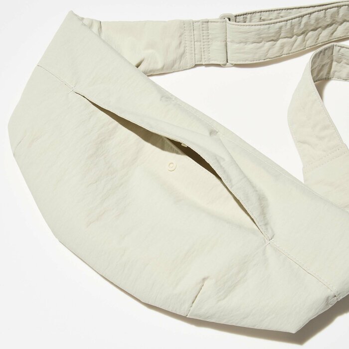 ユニクロ公式　クロスボディバッグ