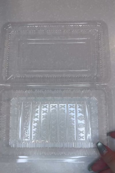 彩り豊かで見栄え抜群！透明容器に詰めた【ハンバーグ弁当】が色とりどりで美味しそう！