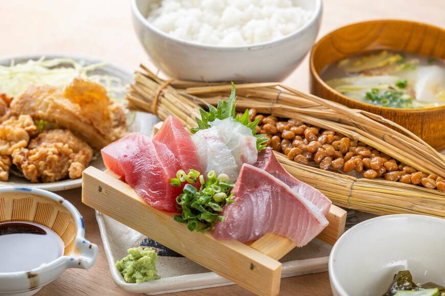 画像出所：いなほ食堂定食／常総市「茨城県内16番目の道の駅！ “食・農・楽”がテーマの新たな市の玄関口 「道の駅常総」4月28日(金)11時グランドオープン」