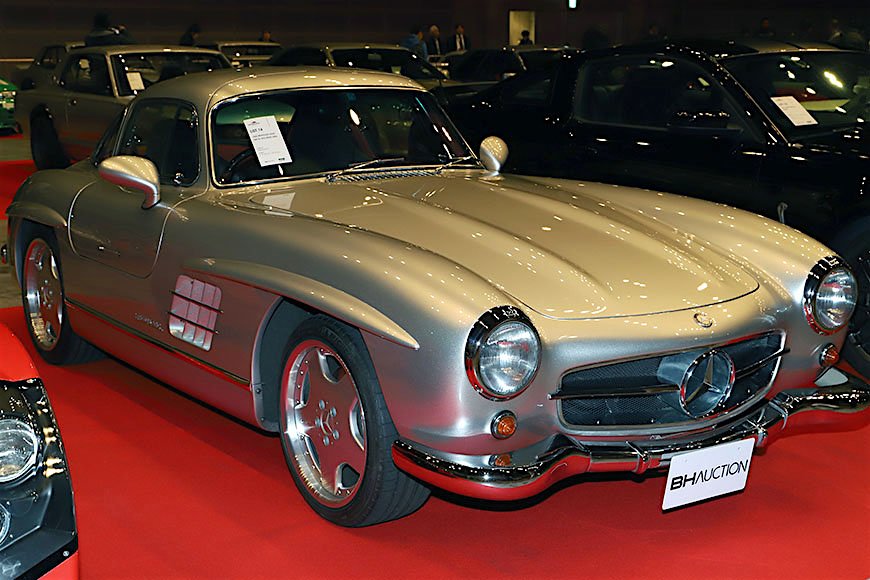 最高額が期待されたメルセデス・ベンツ『300 SL GULLWING AMG』