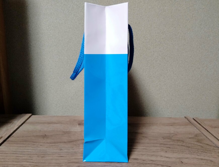 筆者撮影（ダイソー、ペーパーバッグ（レーダー消しゴム柄））