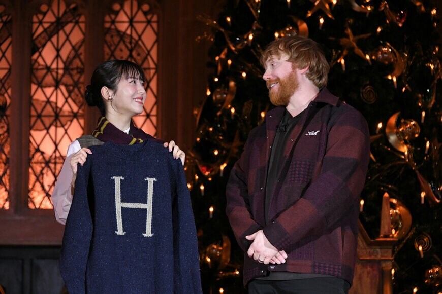 出所：ワーナー ブラザース スタジオ ジャパン合同会社「ワーナー ブラザース スタジオツアー東京 - メイキング・オブ・ハリー・ポッター、ホグワーツ・イン・ザ・スノー 日本初上陸記念「大広間ライトアップセレモニー」を実施」