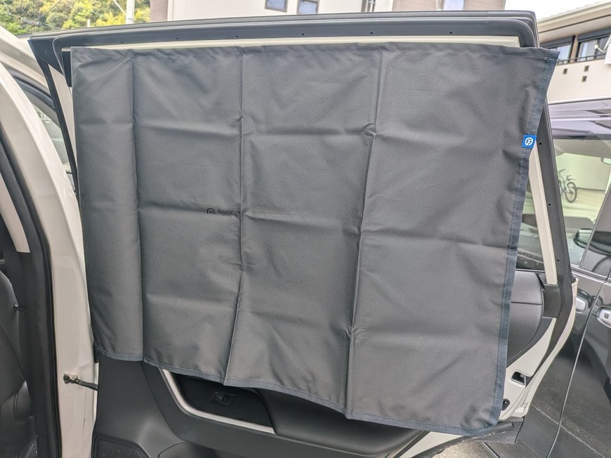 「RAV4の後部座席もしっかりカバーできました。」