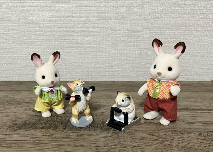 ダイソー、レジン置物(ネコ、ハムスター)画像