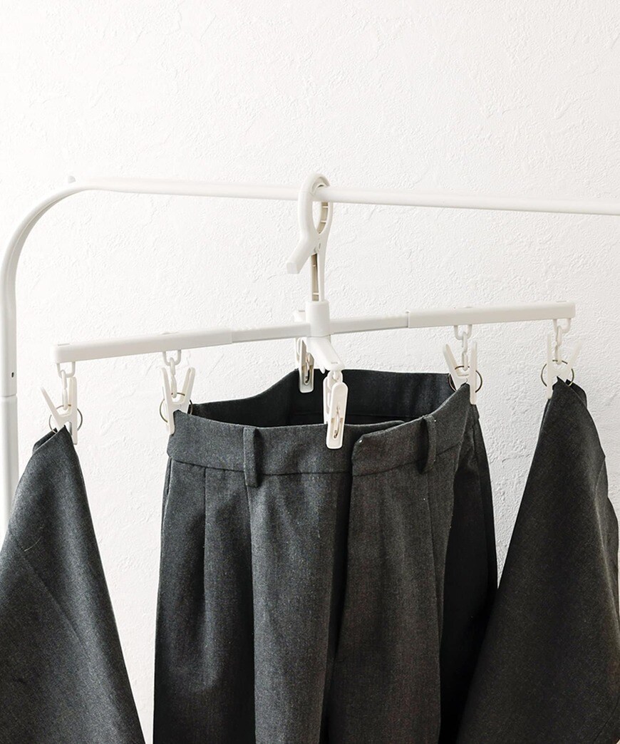 衣類が乾きやすいボトム用伸縮ハンガー
