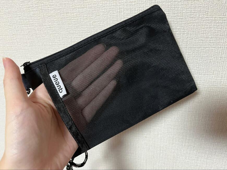 セリア、サコッシュ 縦型チェック約12.5×19cm画像