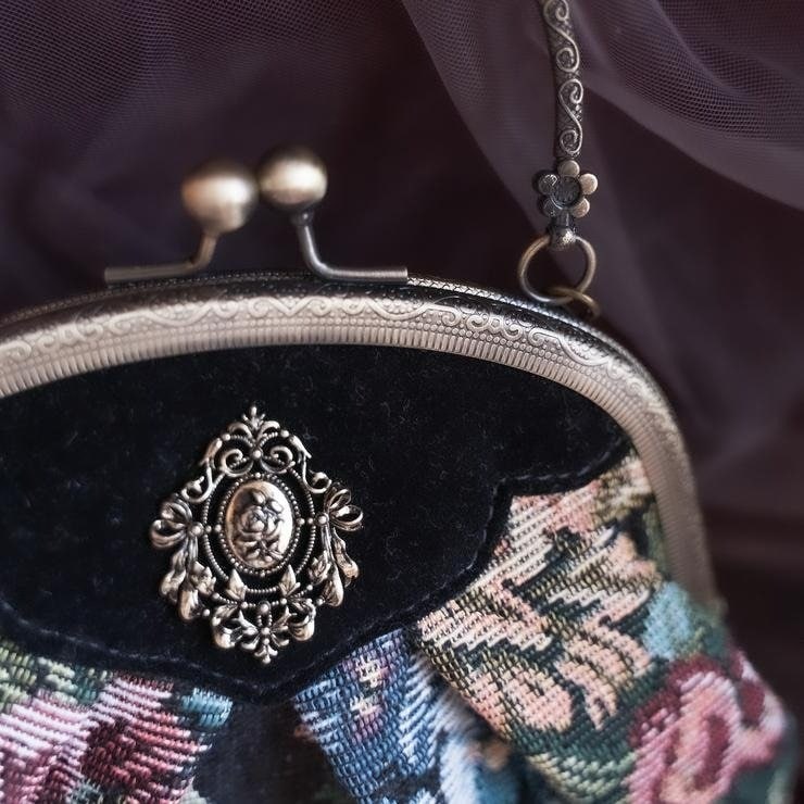 しまむら公式 がま口ゴブランポシェット (クラロリくる実)