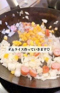 朝が早い夫のために妻が作ったのは…ぎっちり詰まった「オムライスとハンバーグ弁当」豪華でうれしすぎる仕上がりが話題