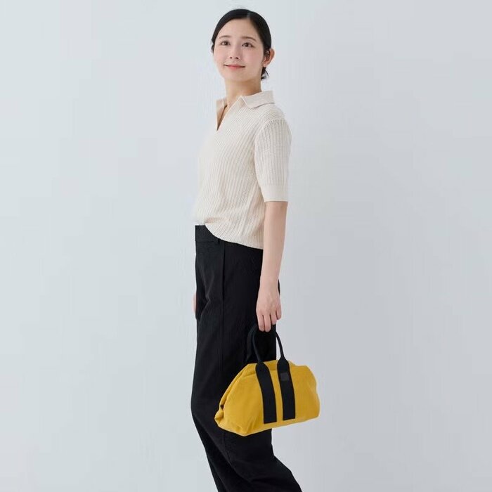 普段のお出かけに使えるだけでなく、和装にも合わせやすいデザイン