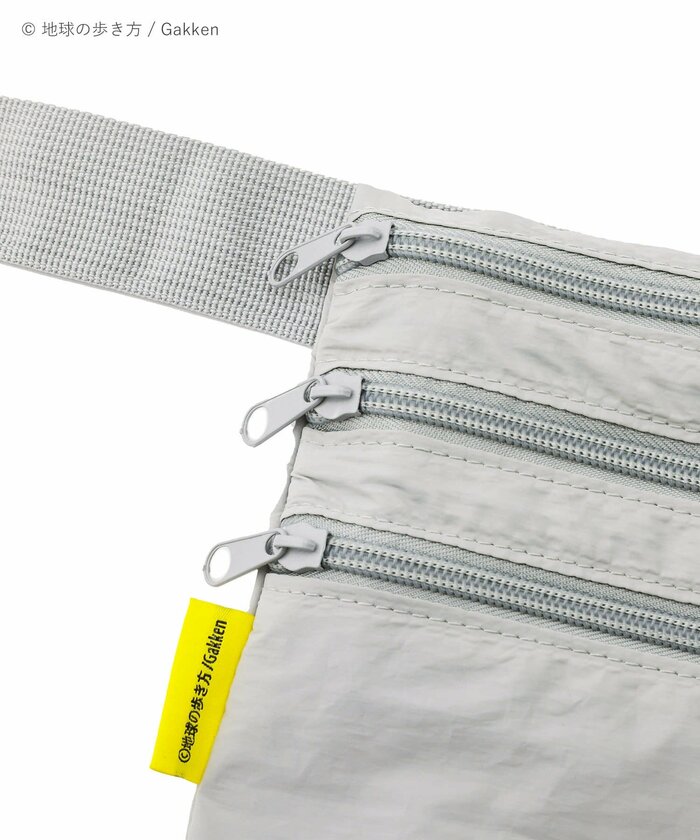 3COIN公式　セキュリティポーチ／地球の歩き方