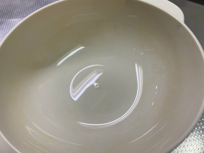 色が濃い鍋ものにする場合は、色移りしてしまうかもしれないので注意