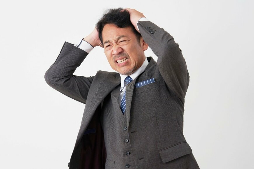 【中間管理職】の平均年収一覧表「部長・課長・係長」と「非役職者」の収入は平均でどれだけ違うか