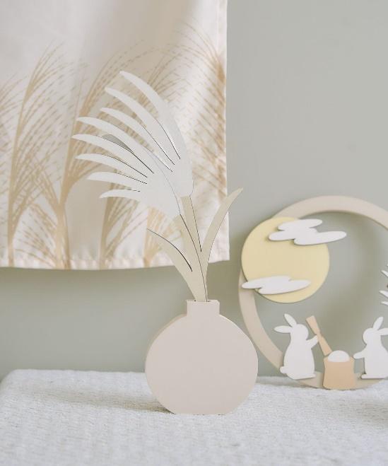 出所：パルグループ公式ファッション通販サイト 3COINS 【お月見】すすき