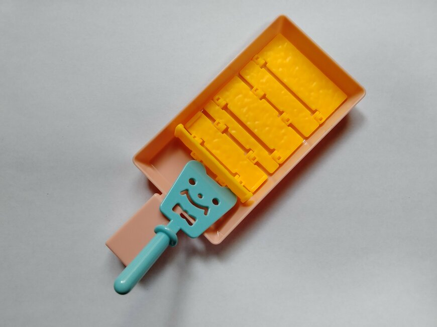 筆者撮影（ダイソー、たまごやきつくっちゃお）