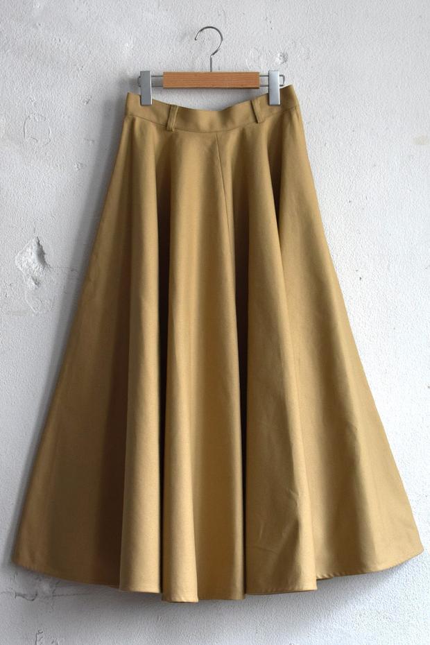 RUMBLE RED - Waving Flared Military Skirts ¥32,400（税込）