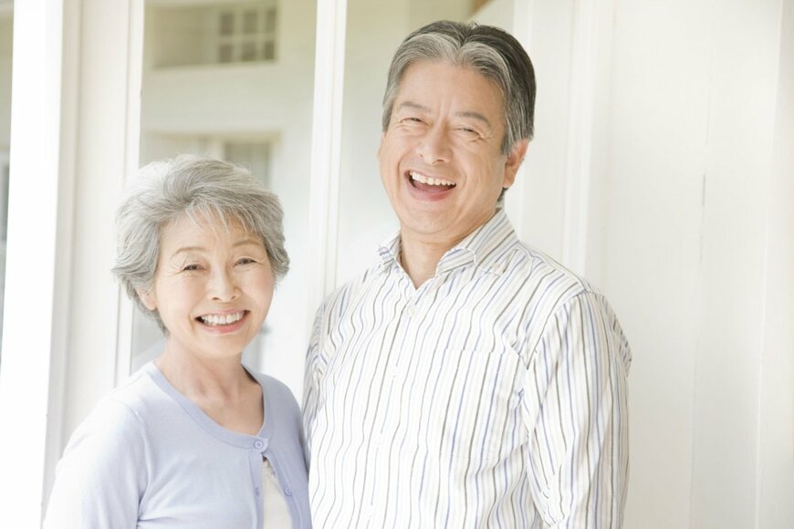 【貯蓄】60歳代の貯蓄額は平均いくら？「65歳以上の夫婦のみ無職世帯」では月約4万円近くの赤字に